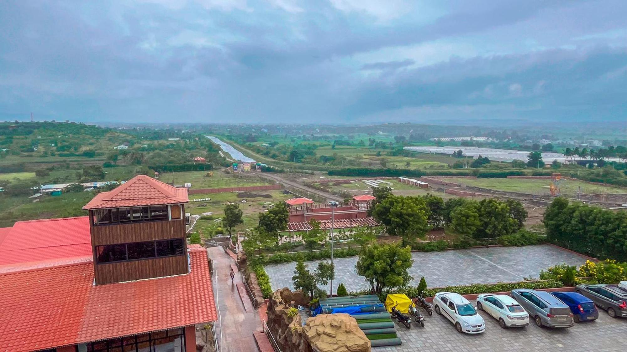 Regenta Bharti Amusement & Adventure Resort Pune, Urulikanchan Uruli Kanchan Exterior photo